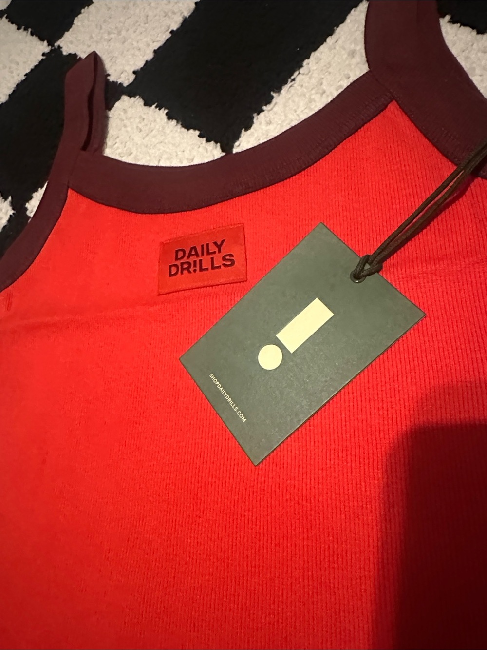 Tank and Thermal Resort Shorts NWT DAILY DRILLS XS/S color heart - Picture 5 of 6